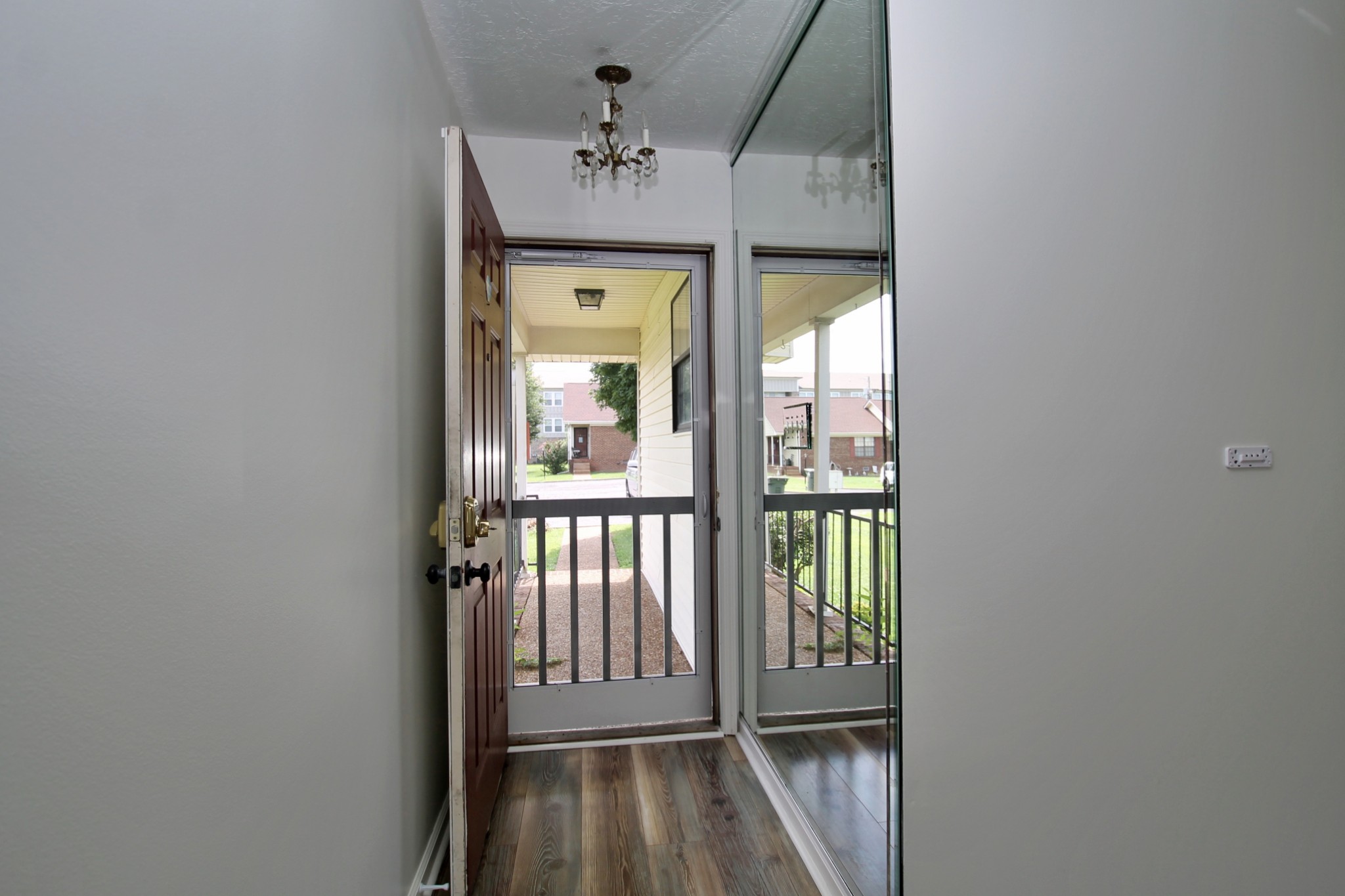 2117 Mockingbird Ln A
