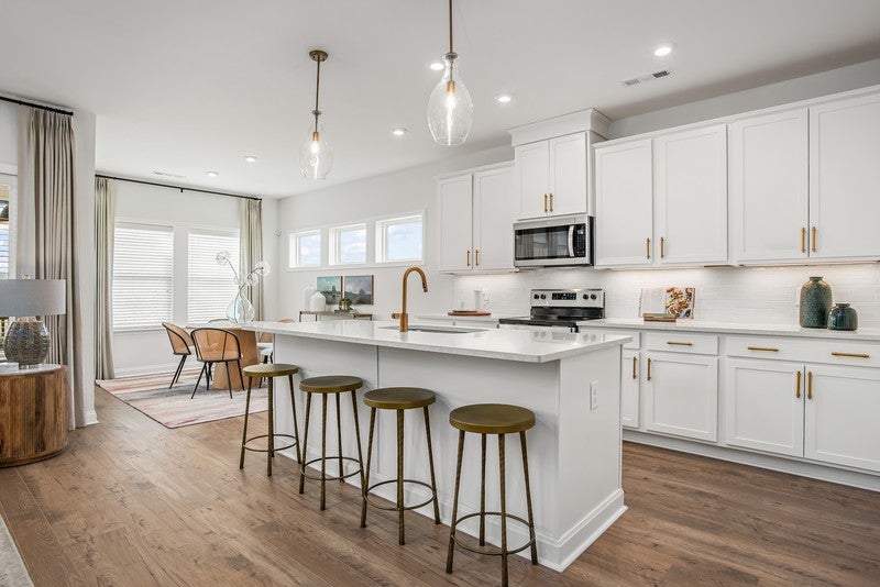 545 Hailey Heights