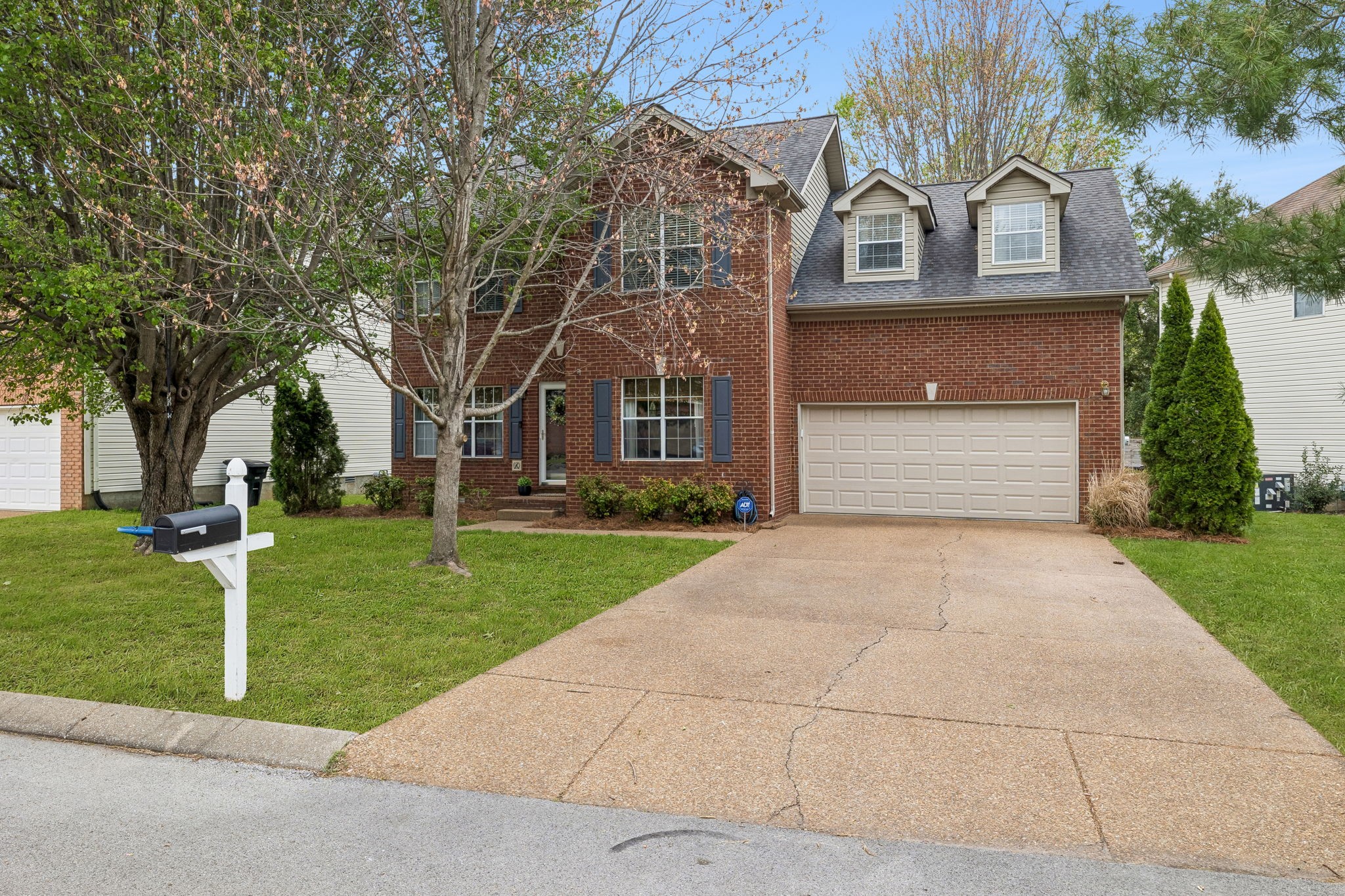 1114 Clairmonte Dr