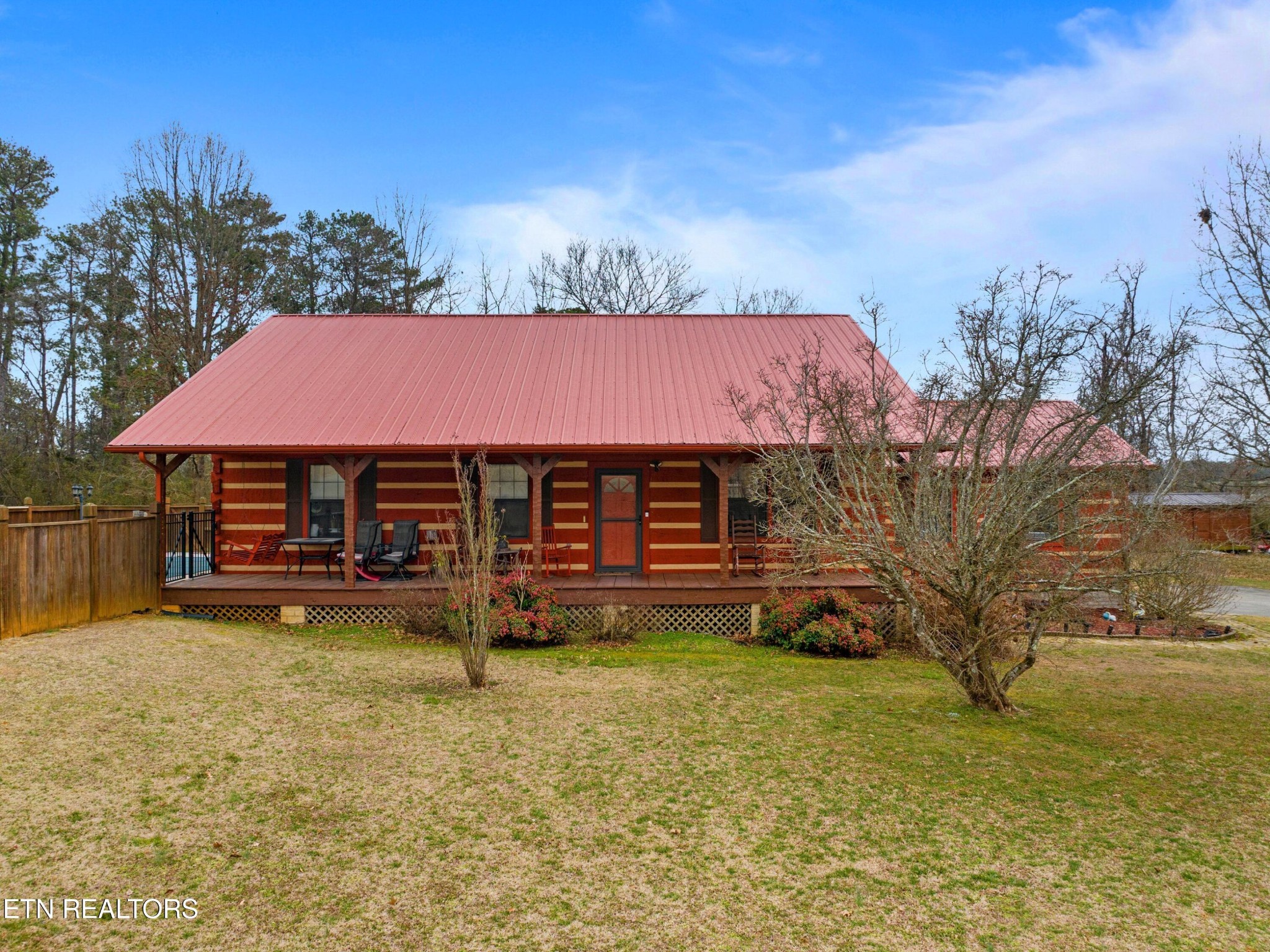 855 Chestnut Grove Circle