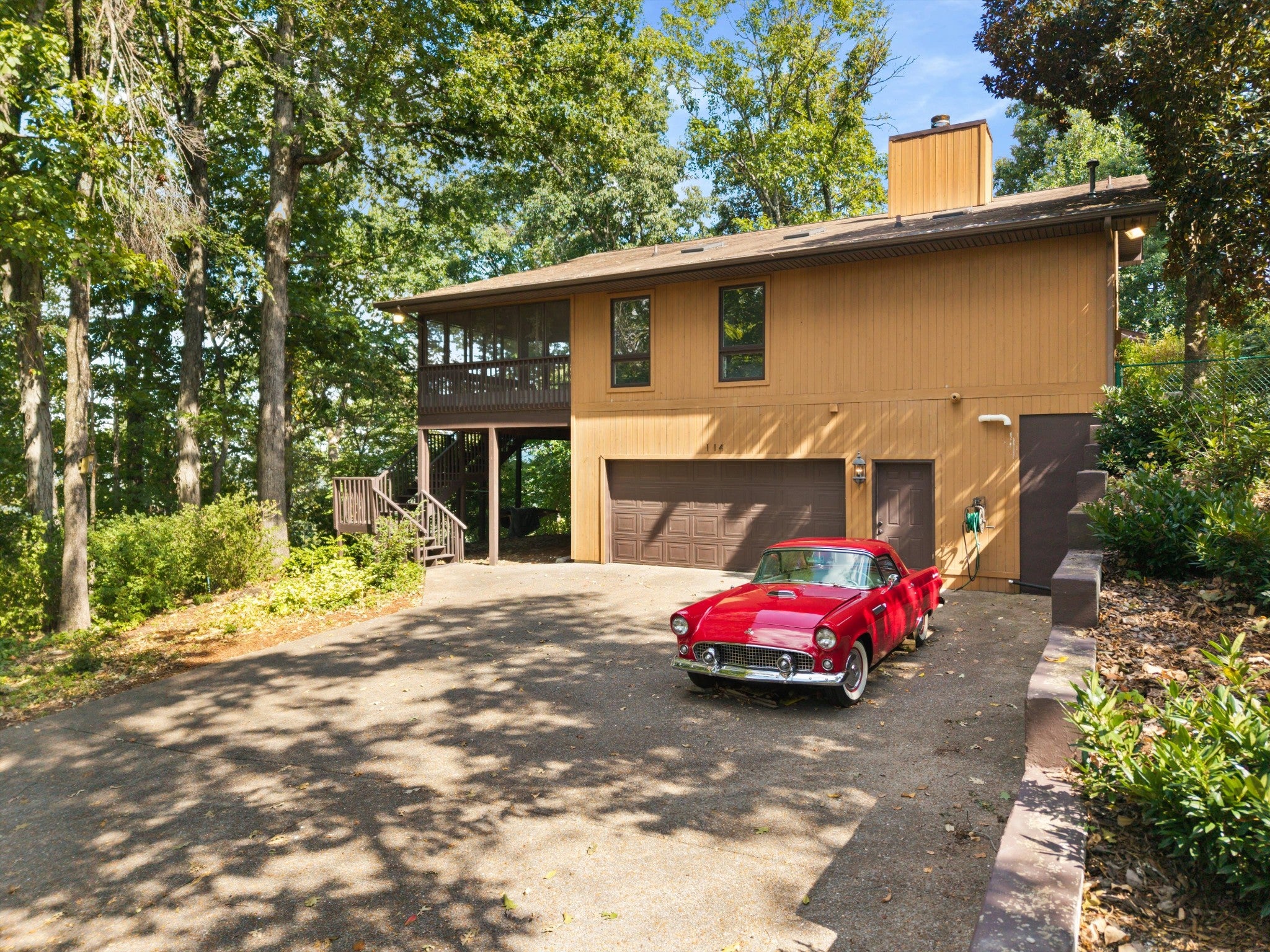114 Forrest Valley Ct