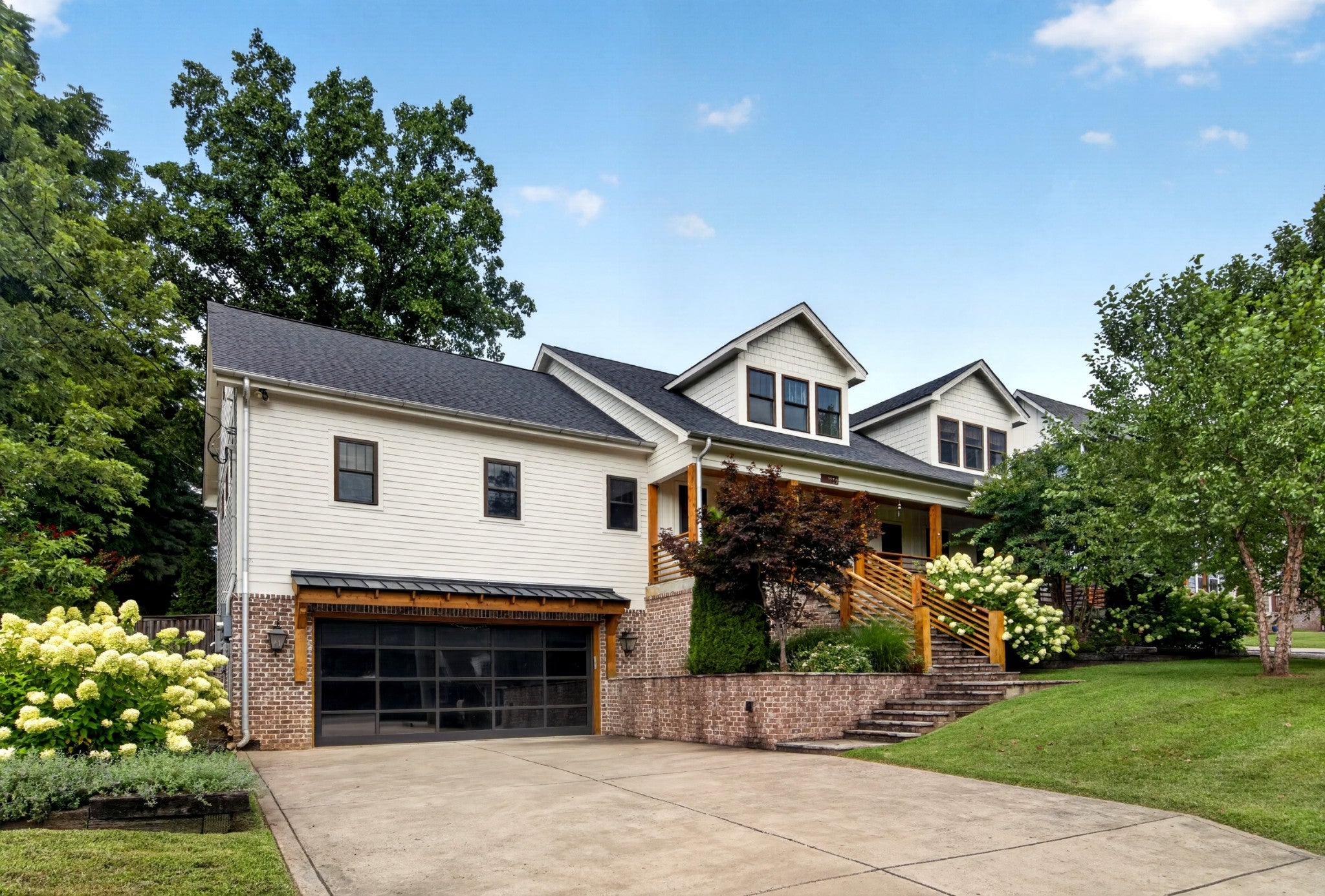 1139 McAlpine Ave