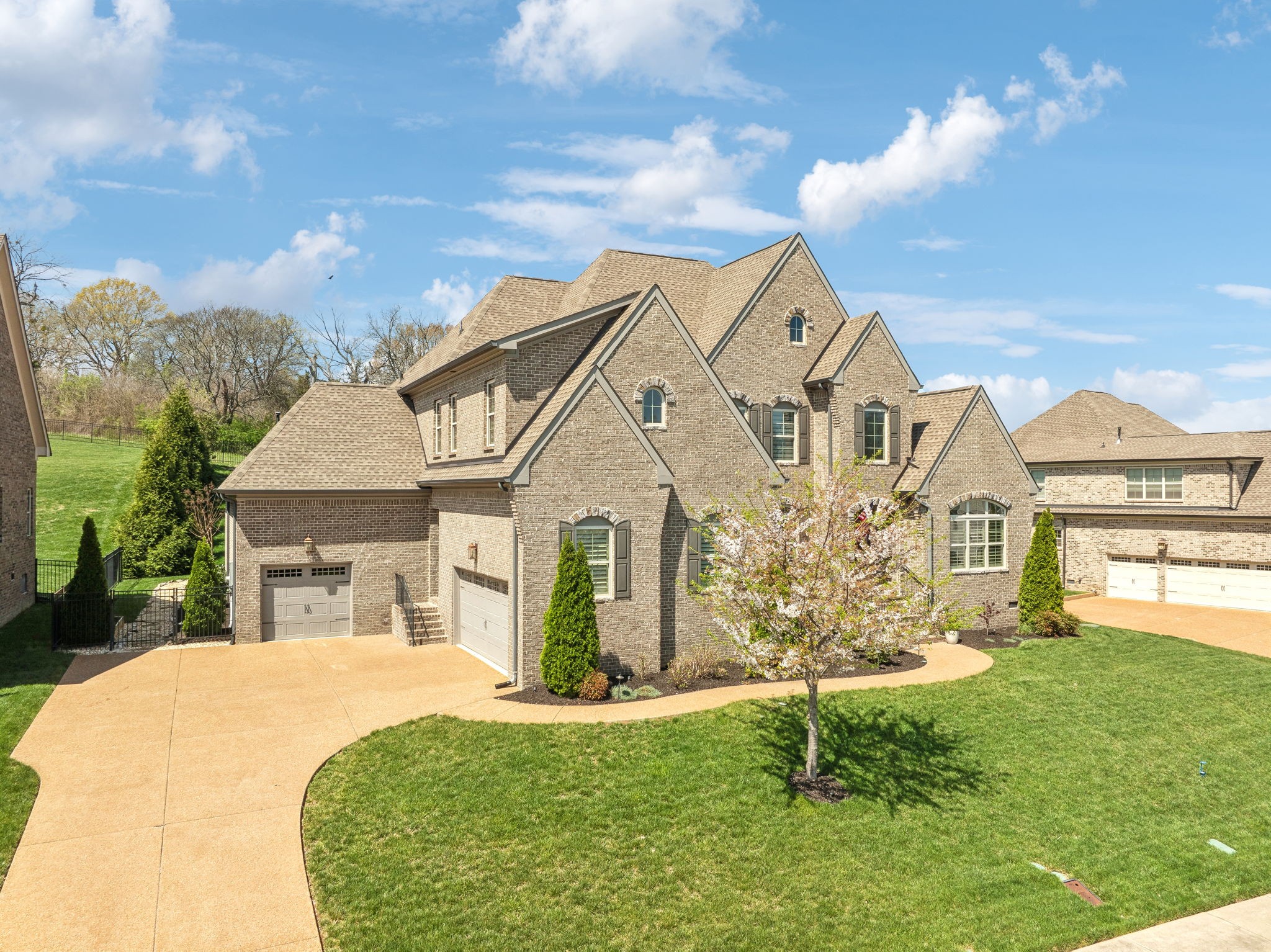 9133 Holstein Dr