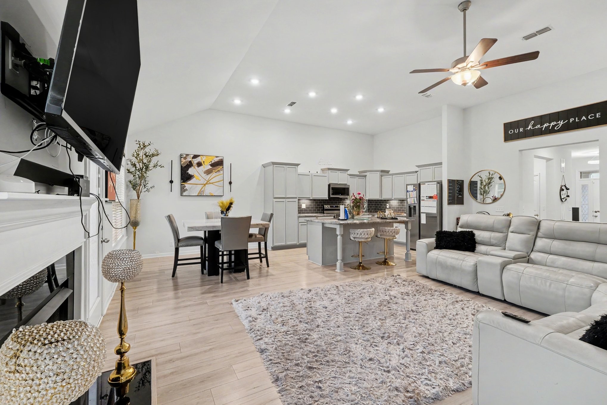 3652 Stormy Ln