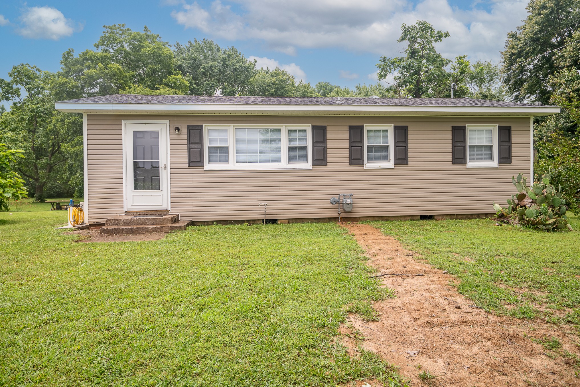 502 N Main St