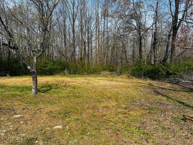 listing at 7120 Cobb Cir, Fairview