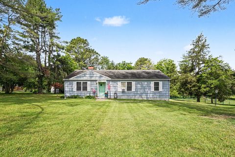 907 Camellia Dr Columbia TN 38401