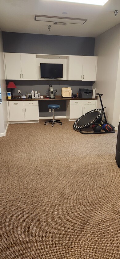 3326 Aspen Grove Dr, Franklin TN 37067 multi-family property, photo 6 of 16