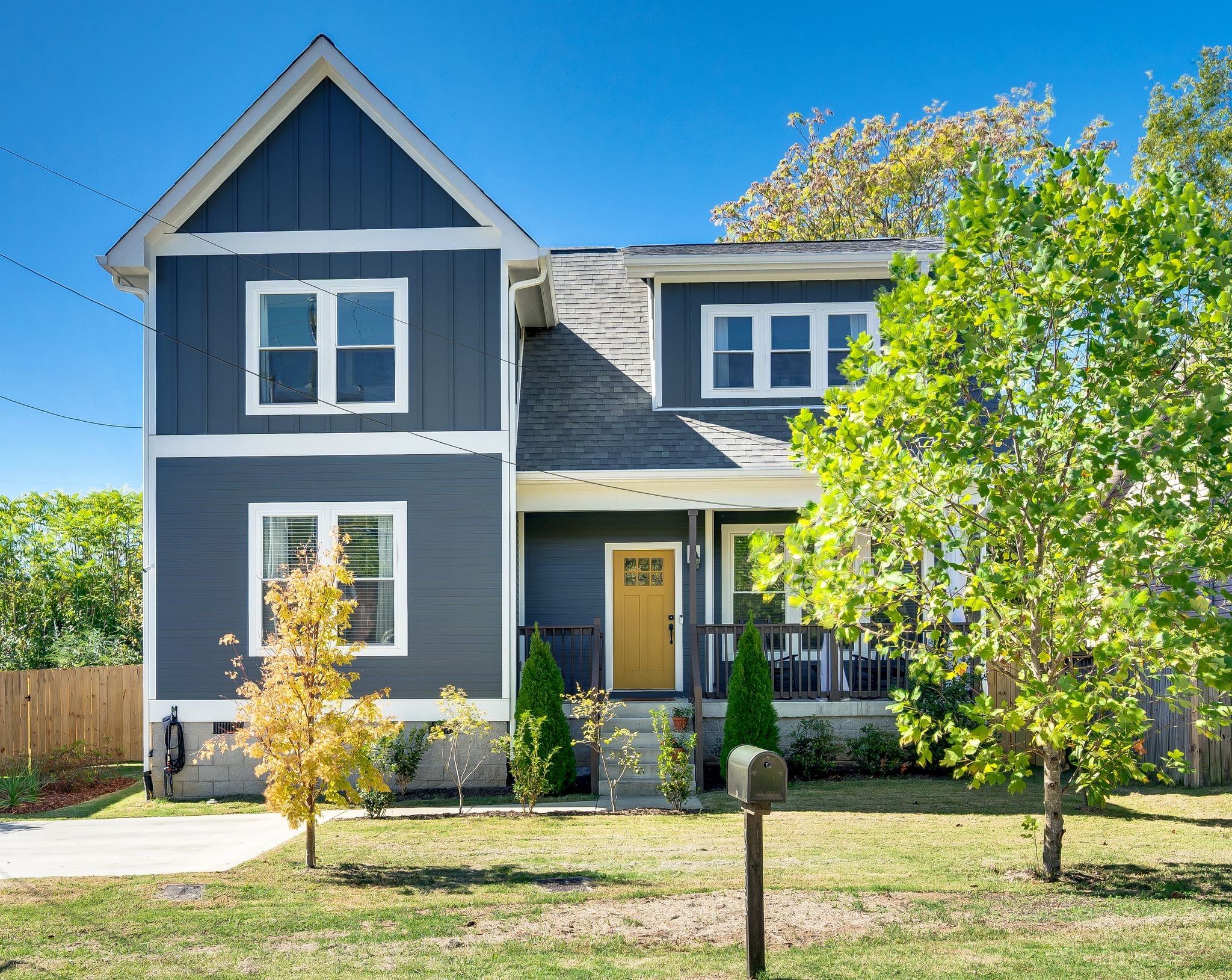 2222 Monticello Dr