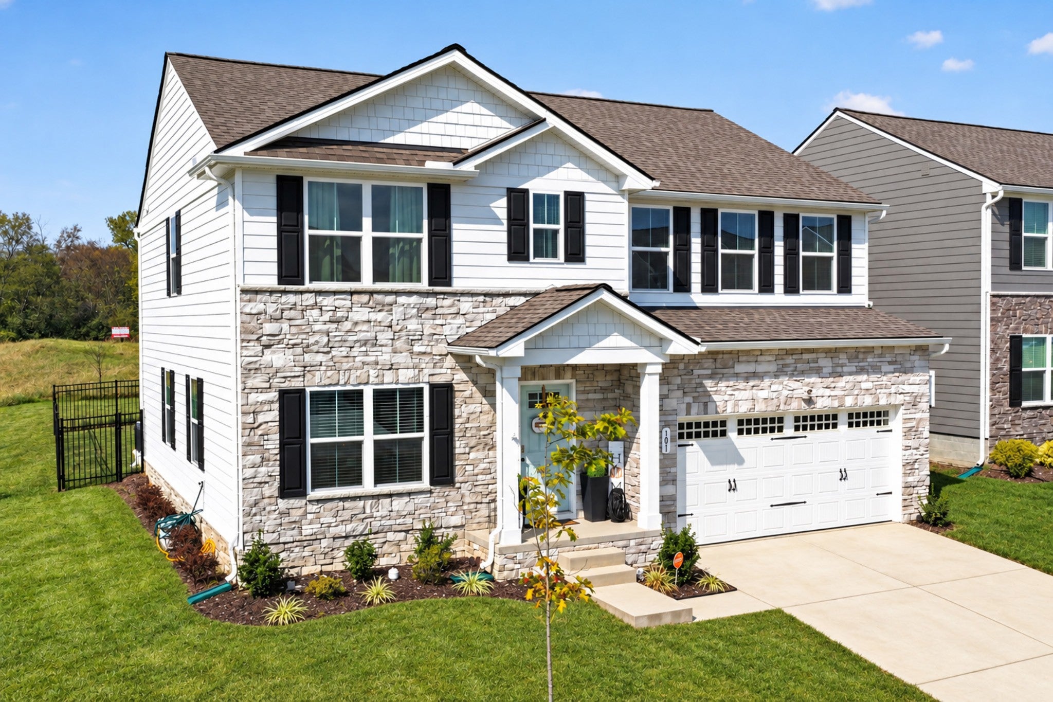 101 Walden Way - Photo 4