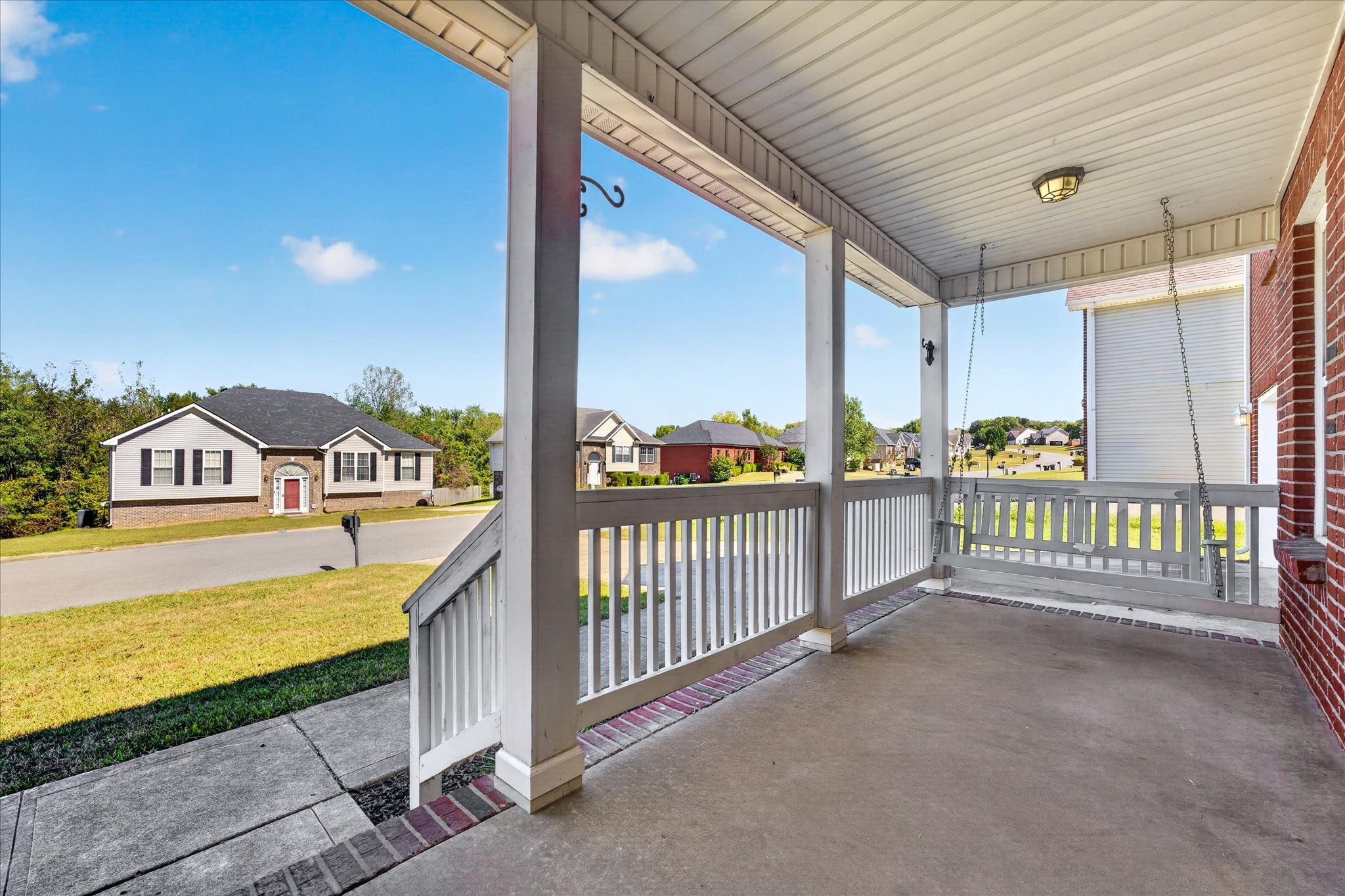 1399 Ambleside Dr