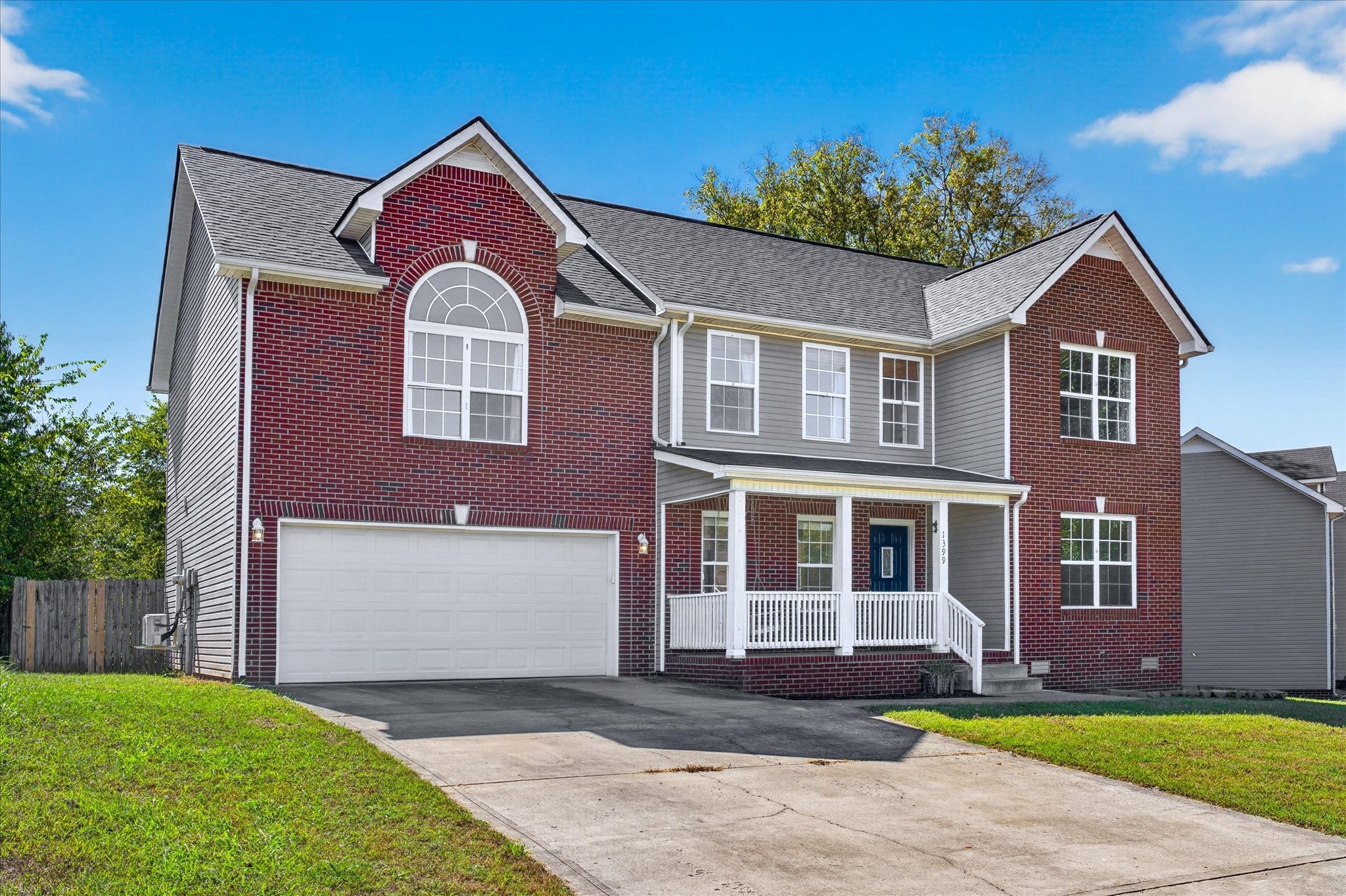 1399 Ambleside Dr