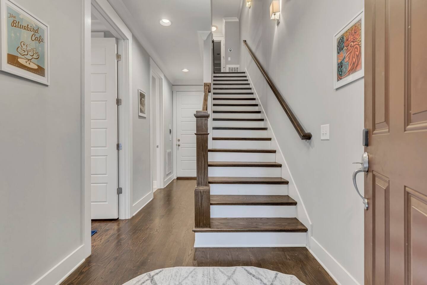 Nashville, Tennessee 37203, United States, 4 Bedrooms Bedrooms, ,4 BathroomsBathrooms,Residential,Active,109845