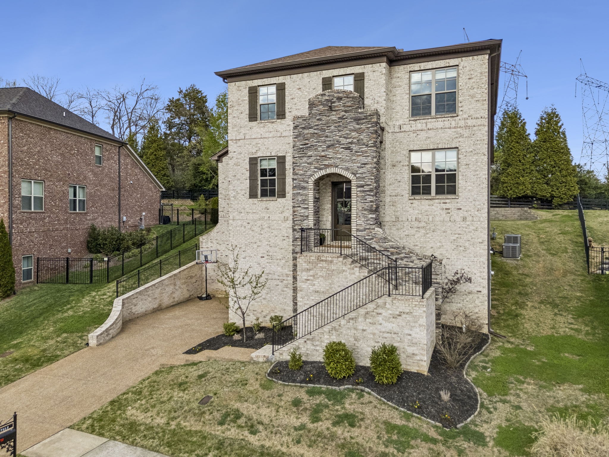 7113 Natchez Pointe Pl