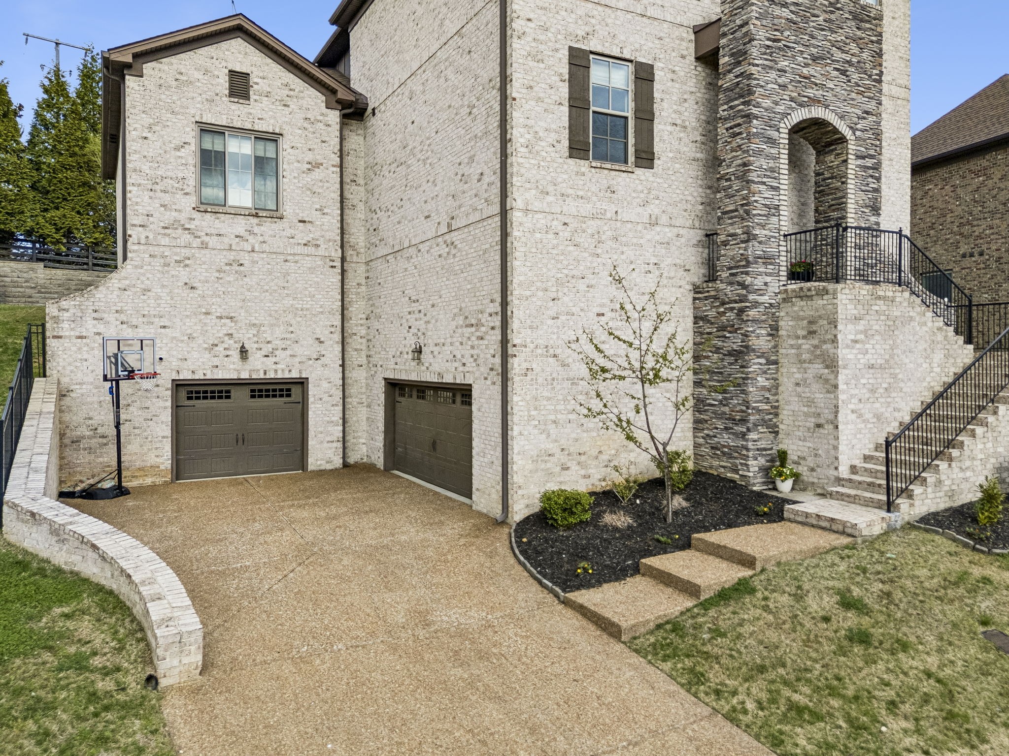 7113 Natchez Pointe Pl