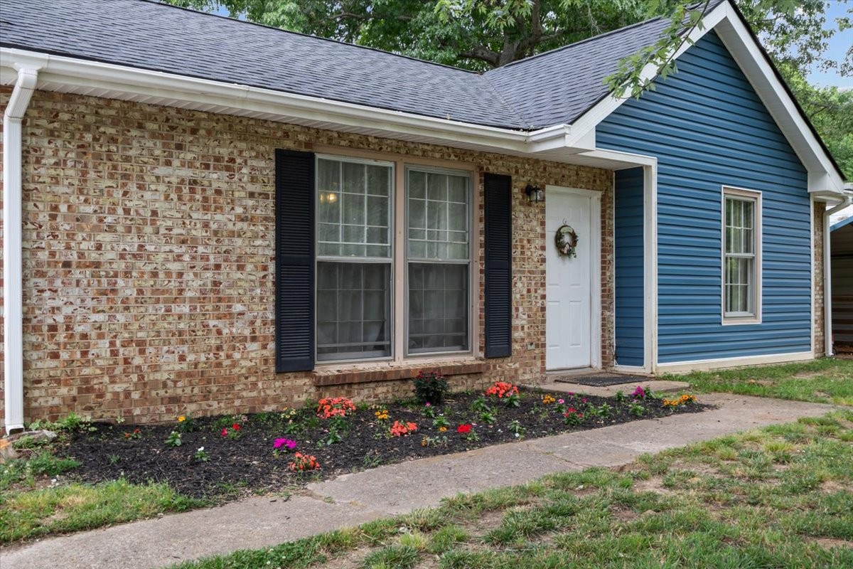 321 Kevin Dr