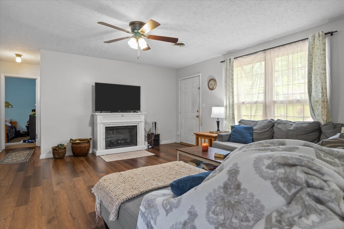 321 Kevin Dr