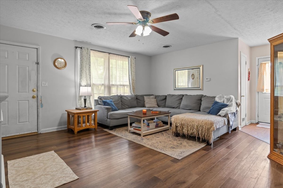 321 Kevin Dr