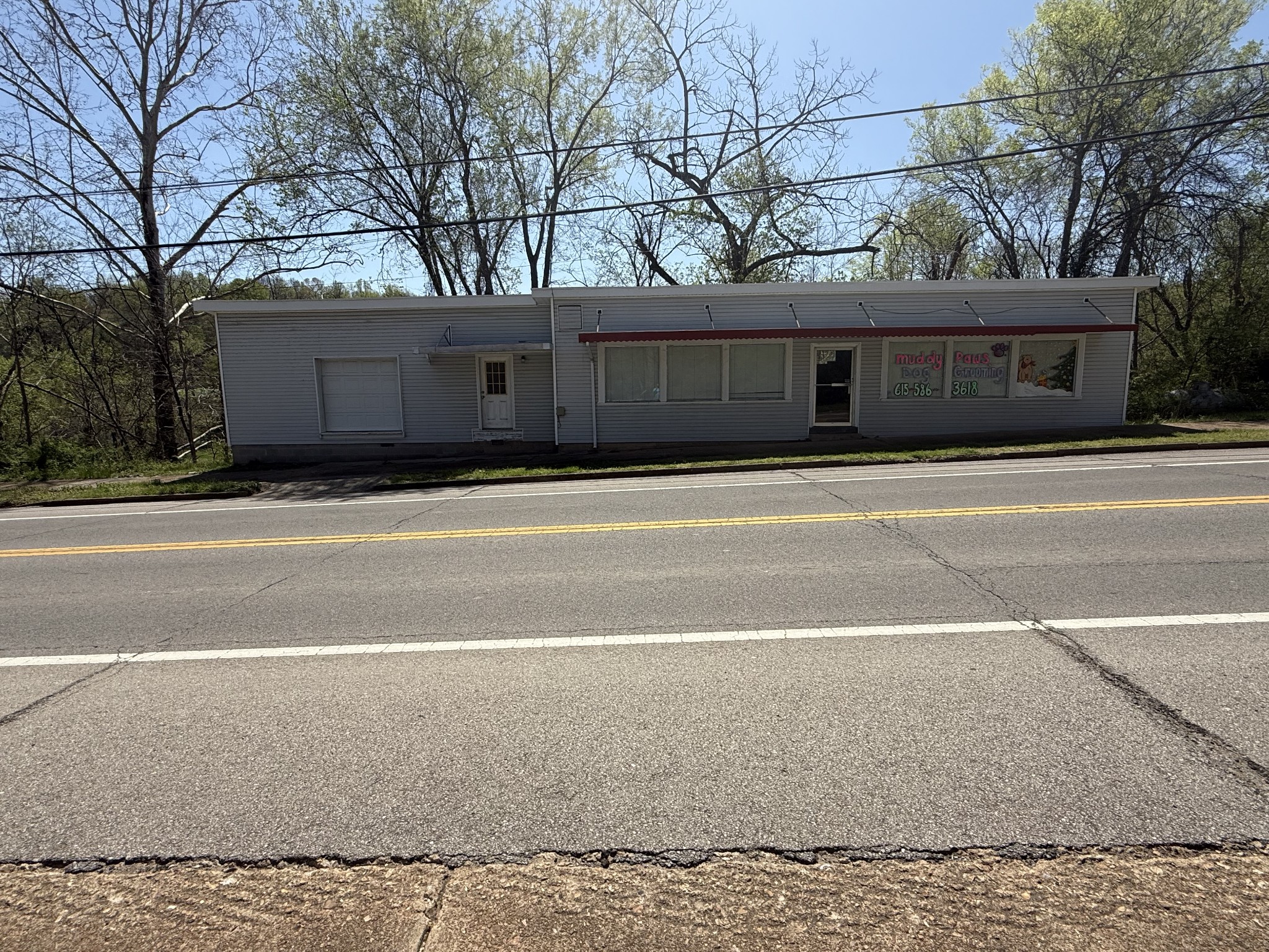 4870 E Main St