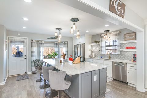 1650 Deepwood Cir Clarksville TN 37042