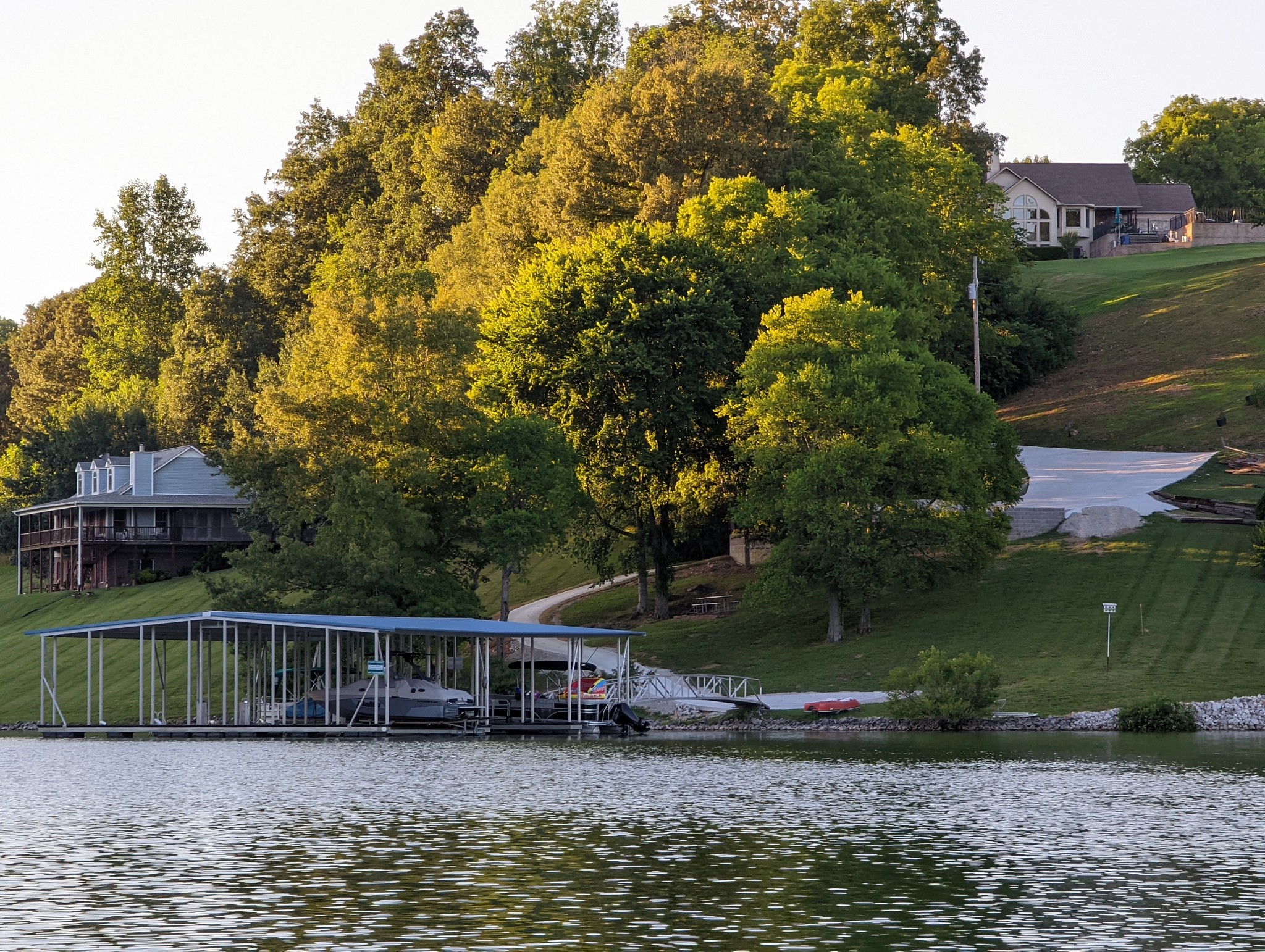 Photo 9 of 37 of 560 Lake Haven Dr house