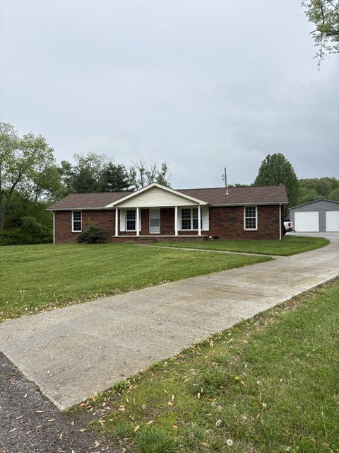 1400 Dogwood Ln Lafayette TN 37083