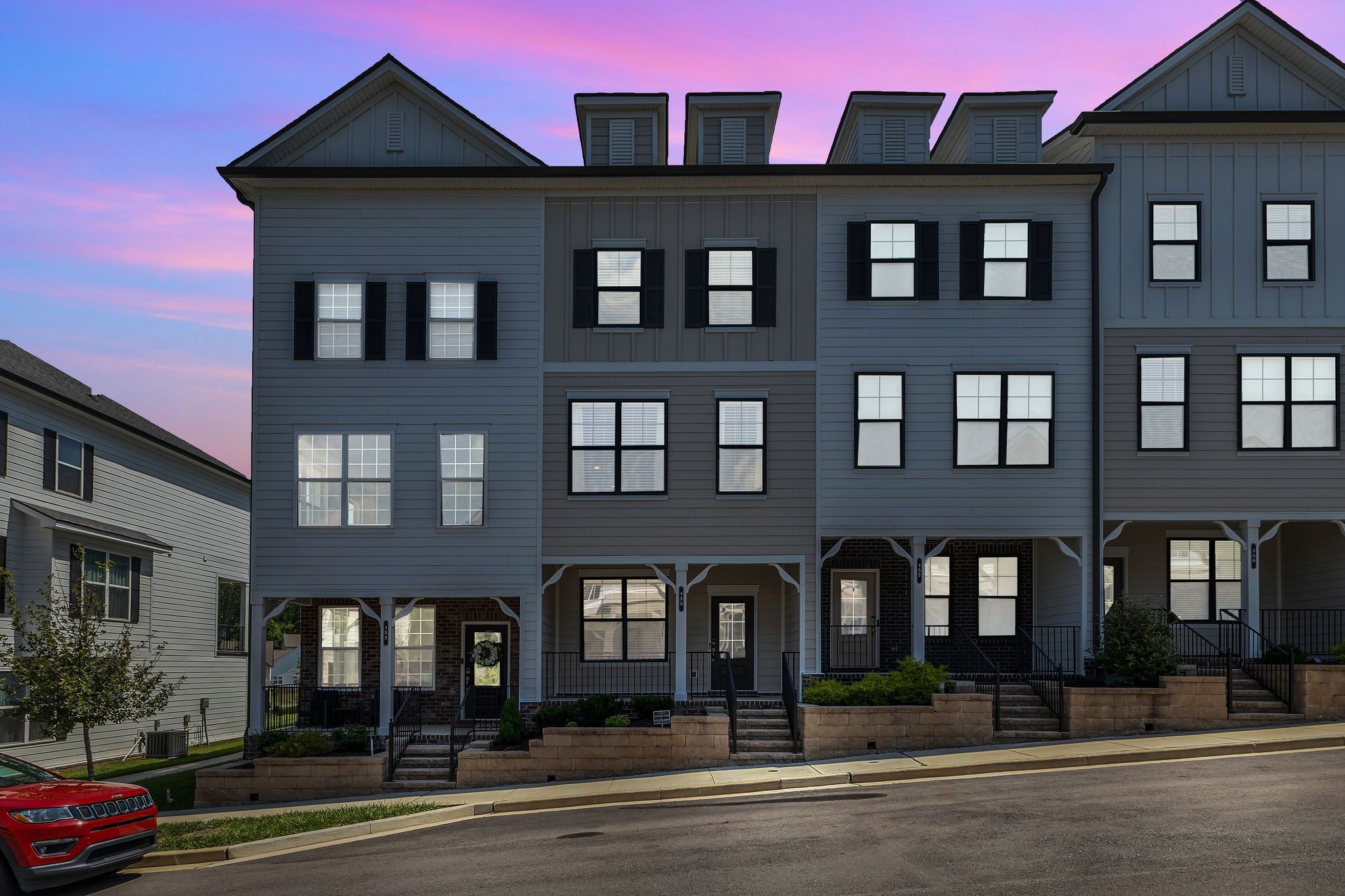 455 Portsdale Dr