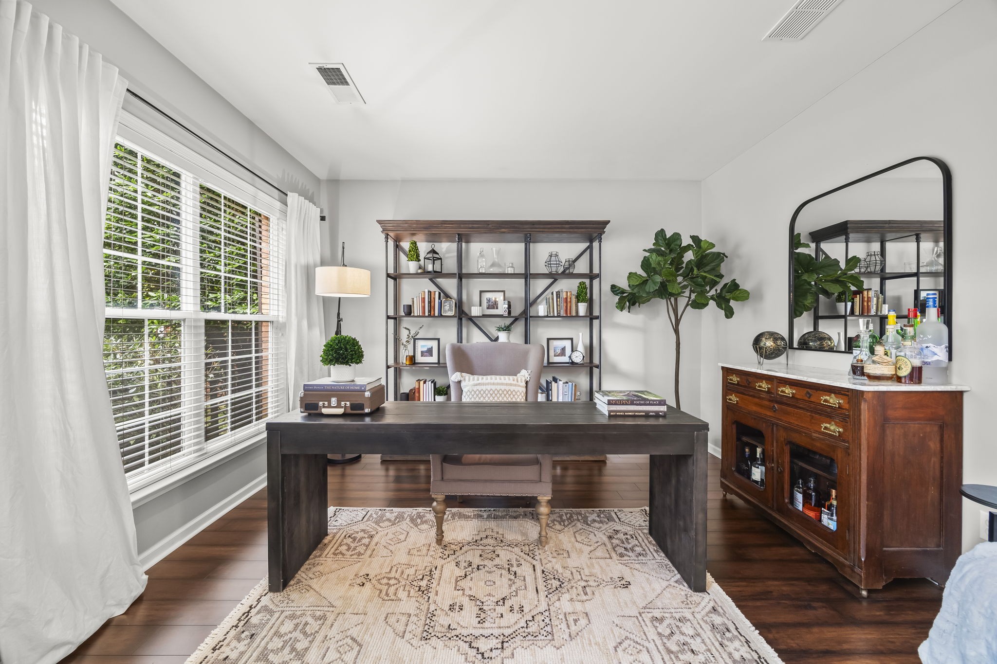 5517 Nevil Pt