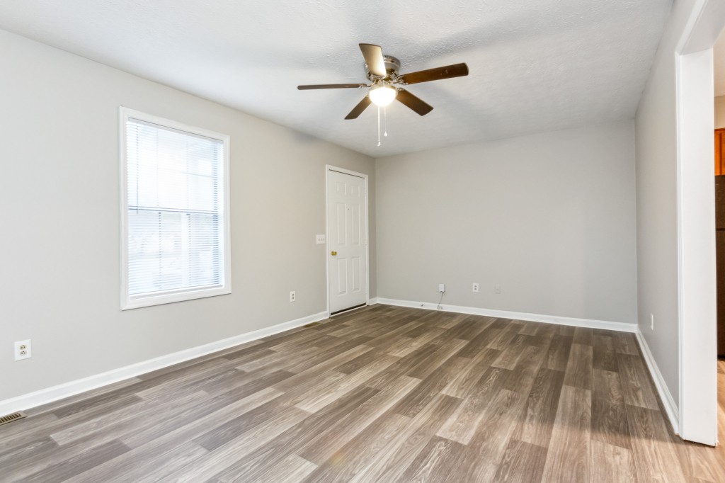 110 Gayla Ct