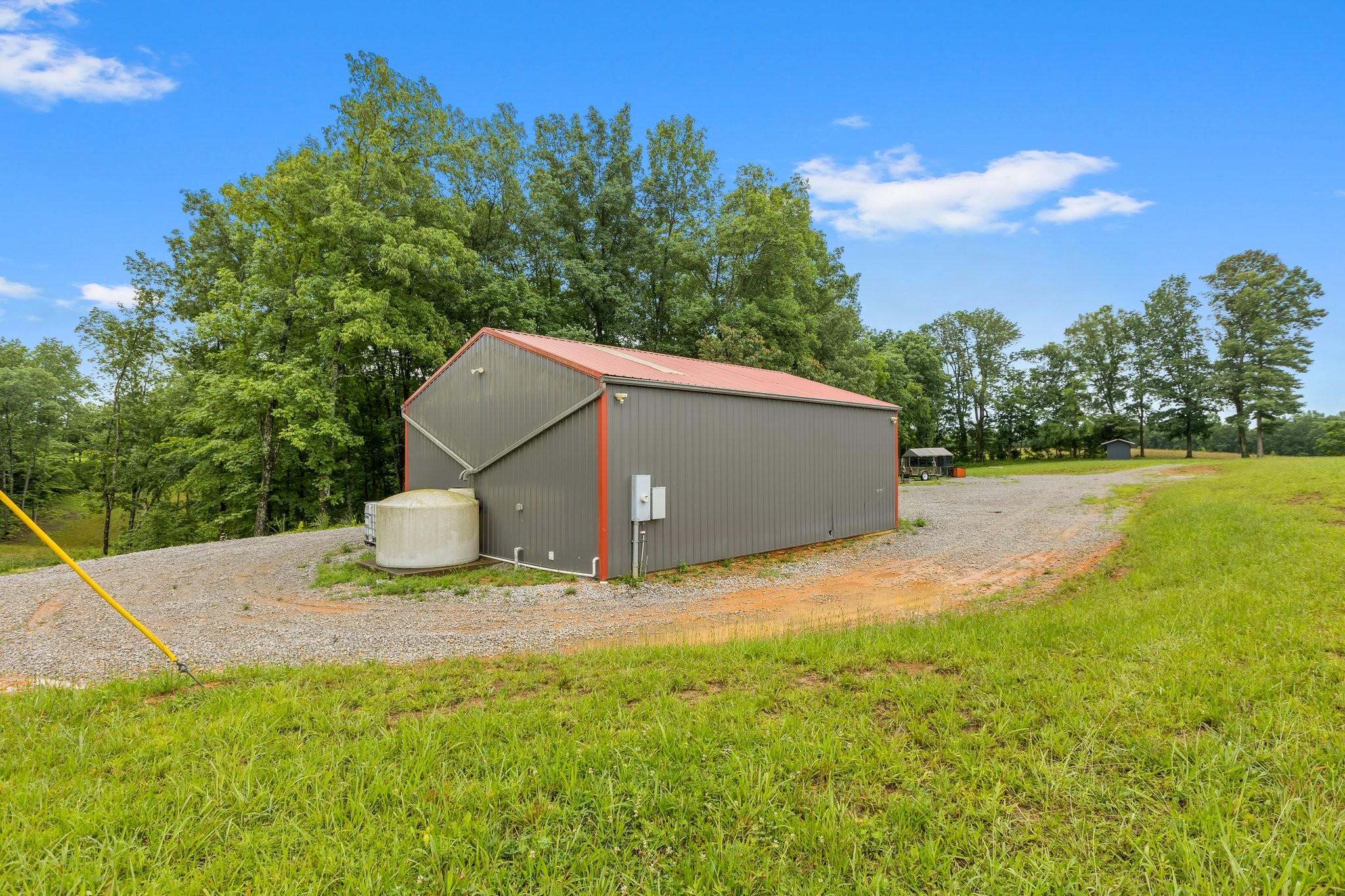 5950 Fly Hollow Rd