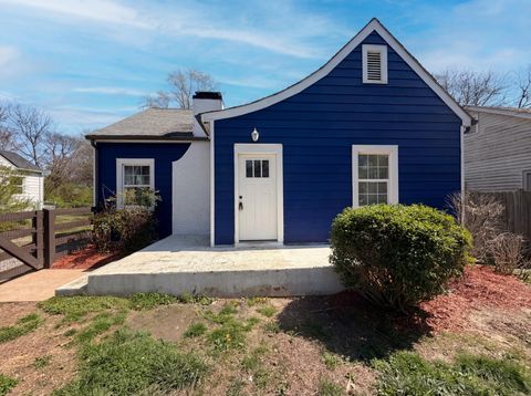 Photo of 741 Gracey Ave, Clarksville, TN 37040 (MLS # 3164965)