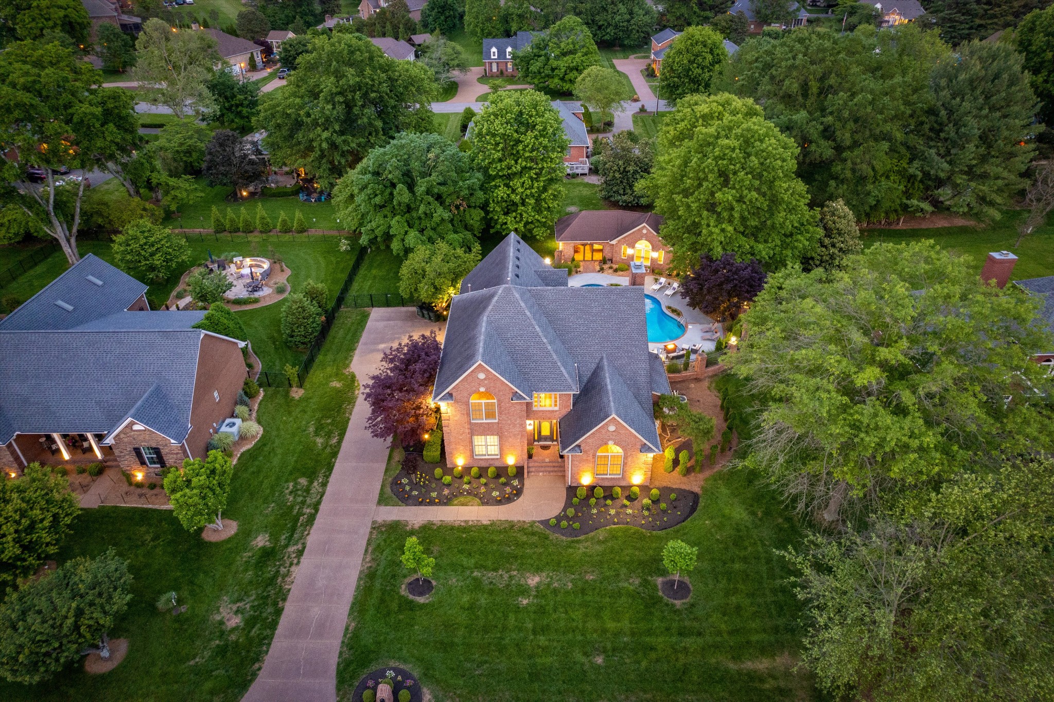 1153 Inneswood Dr