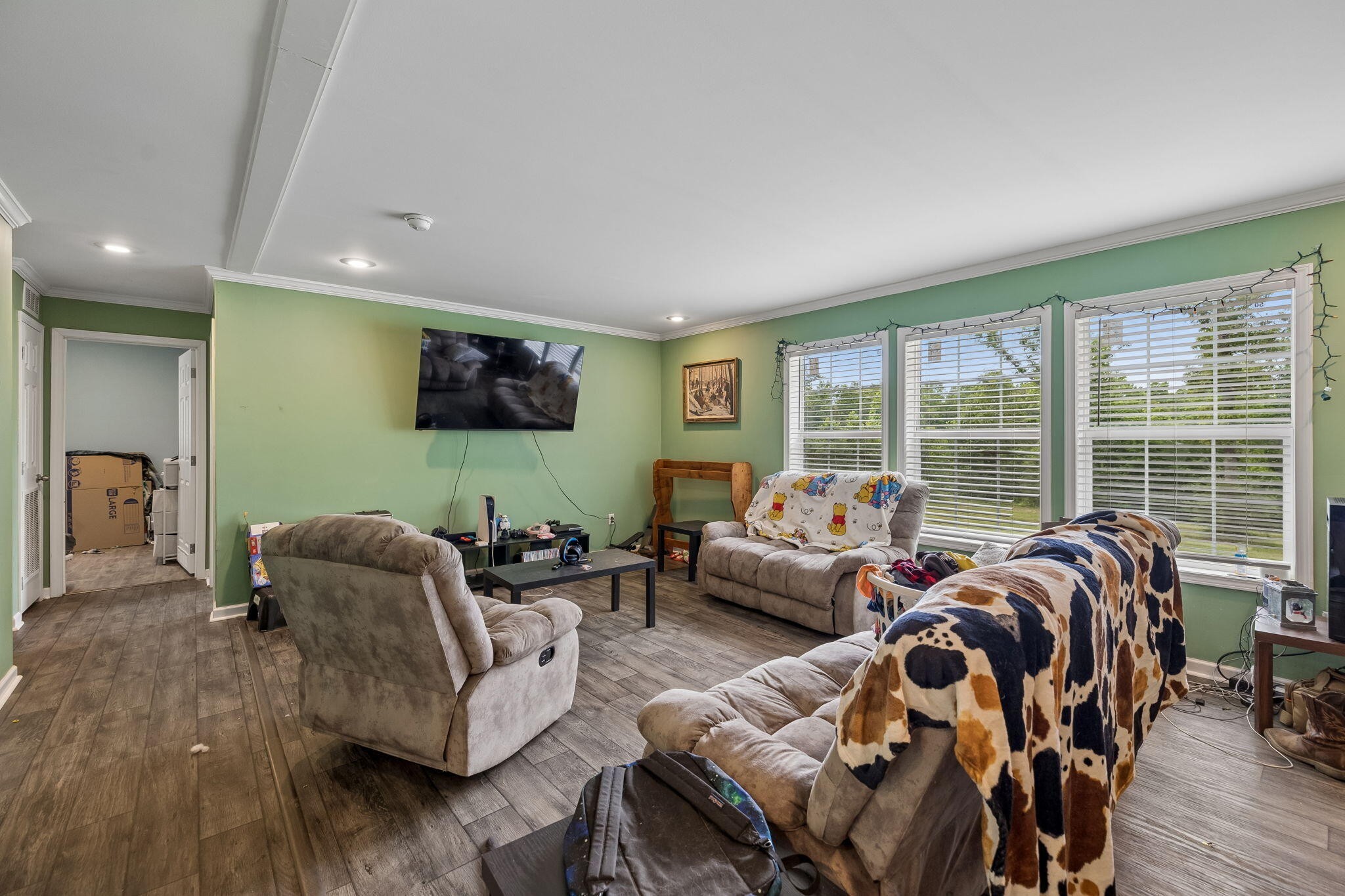 11 Laurel Brook Road
