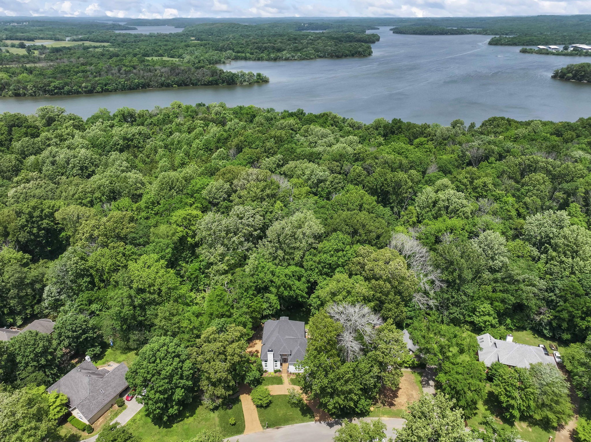 132 Laural Hill Dr