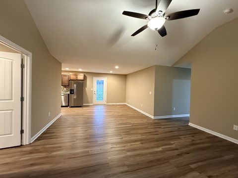 1151 Hurricane Rd Tullahoma TN 37388