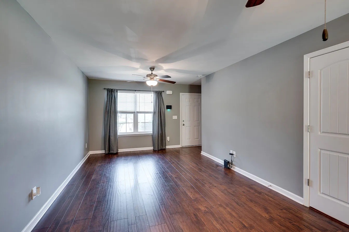 104 Cobblestone Place Dr