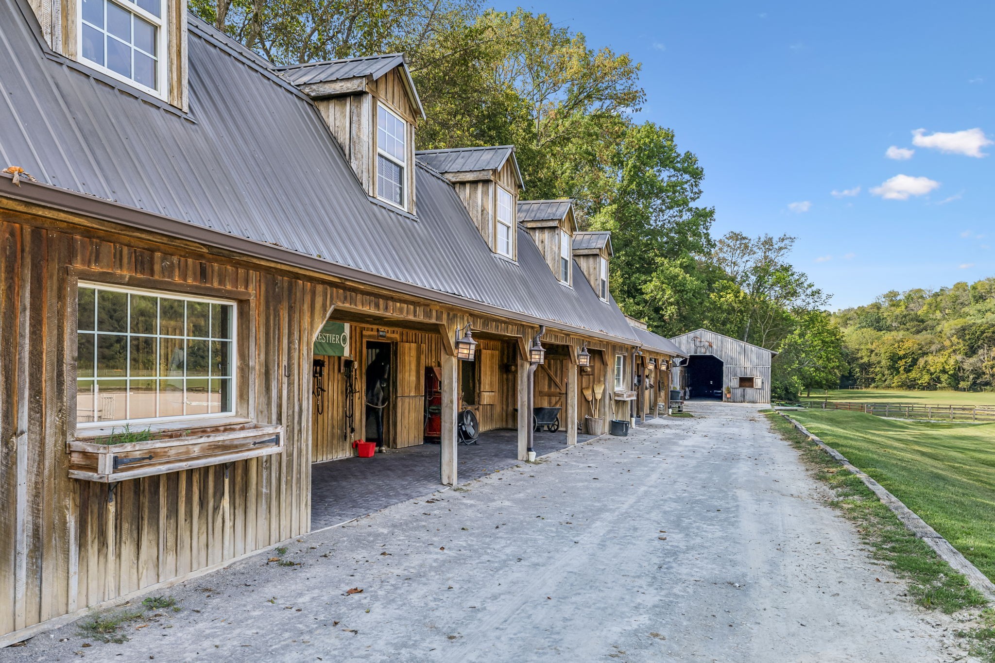 2864 Sawyer Bend Rd