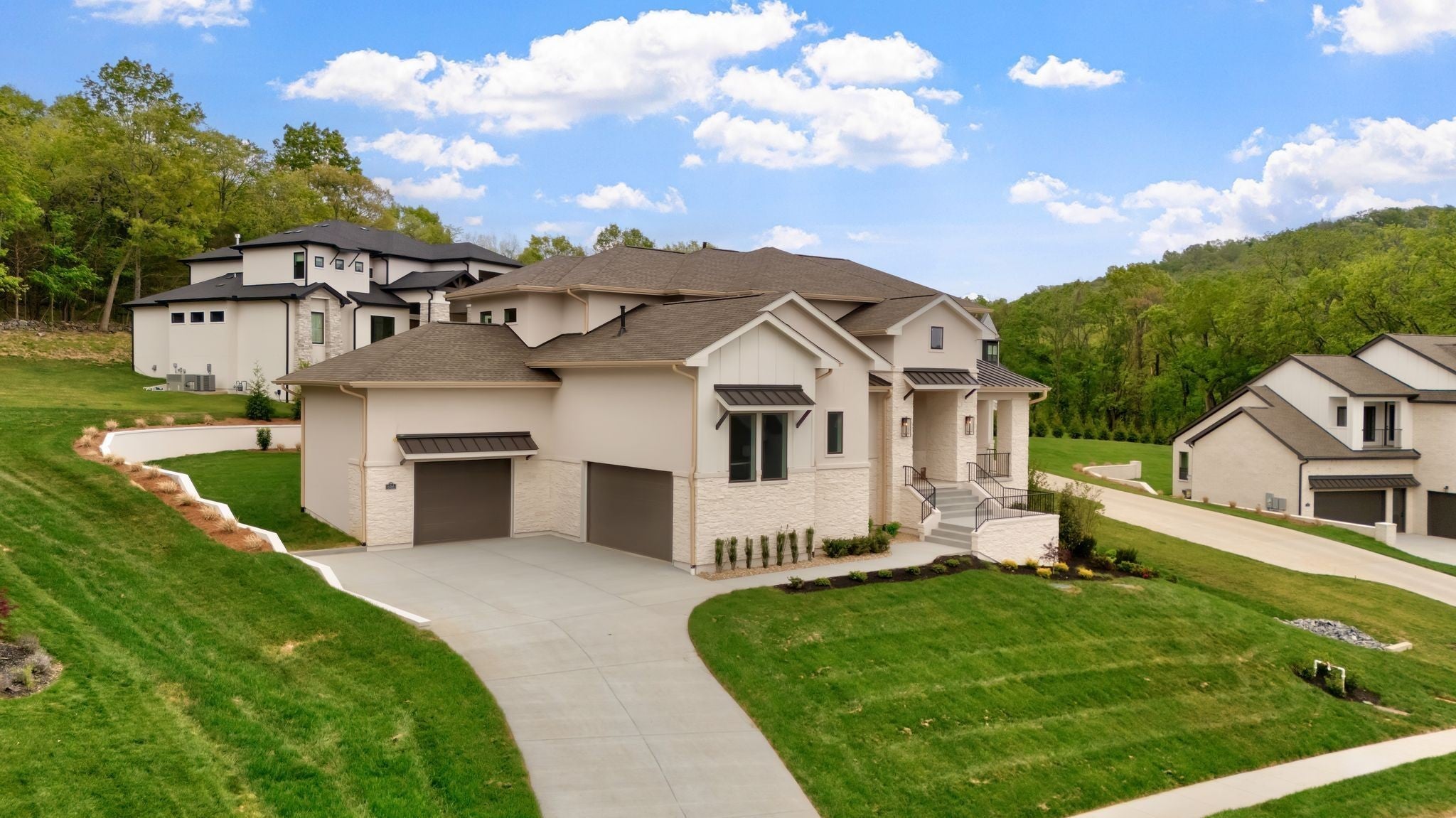 6066 Lookaway Cir