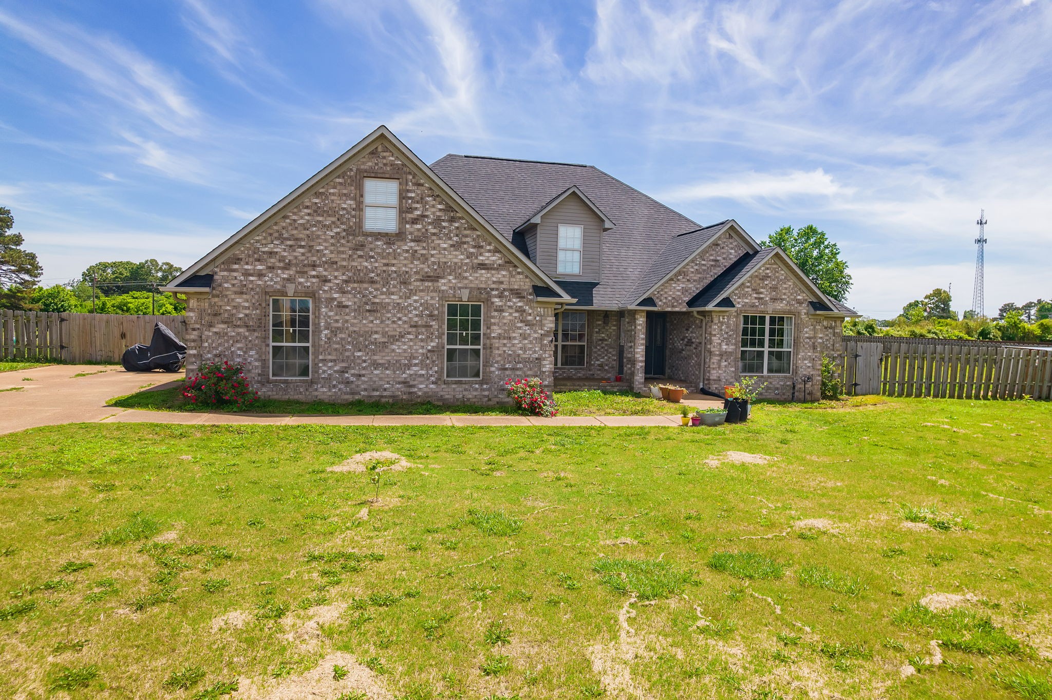 100 Mary Kate Ln