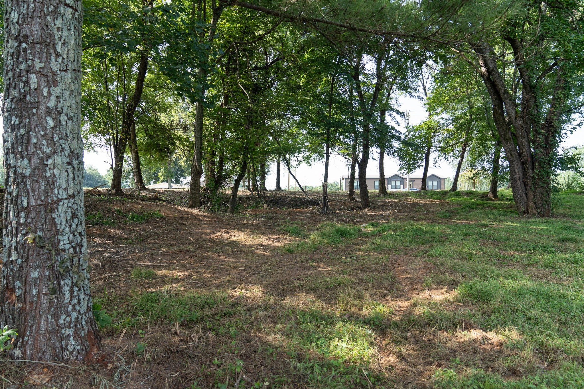 244 Howell Hill Rd