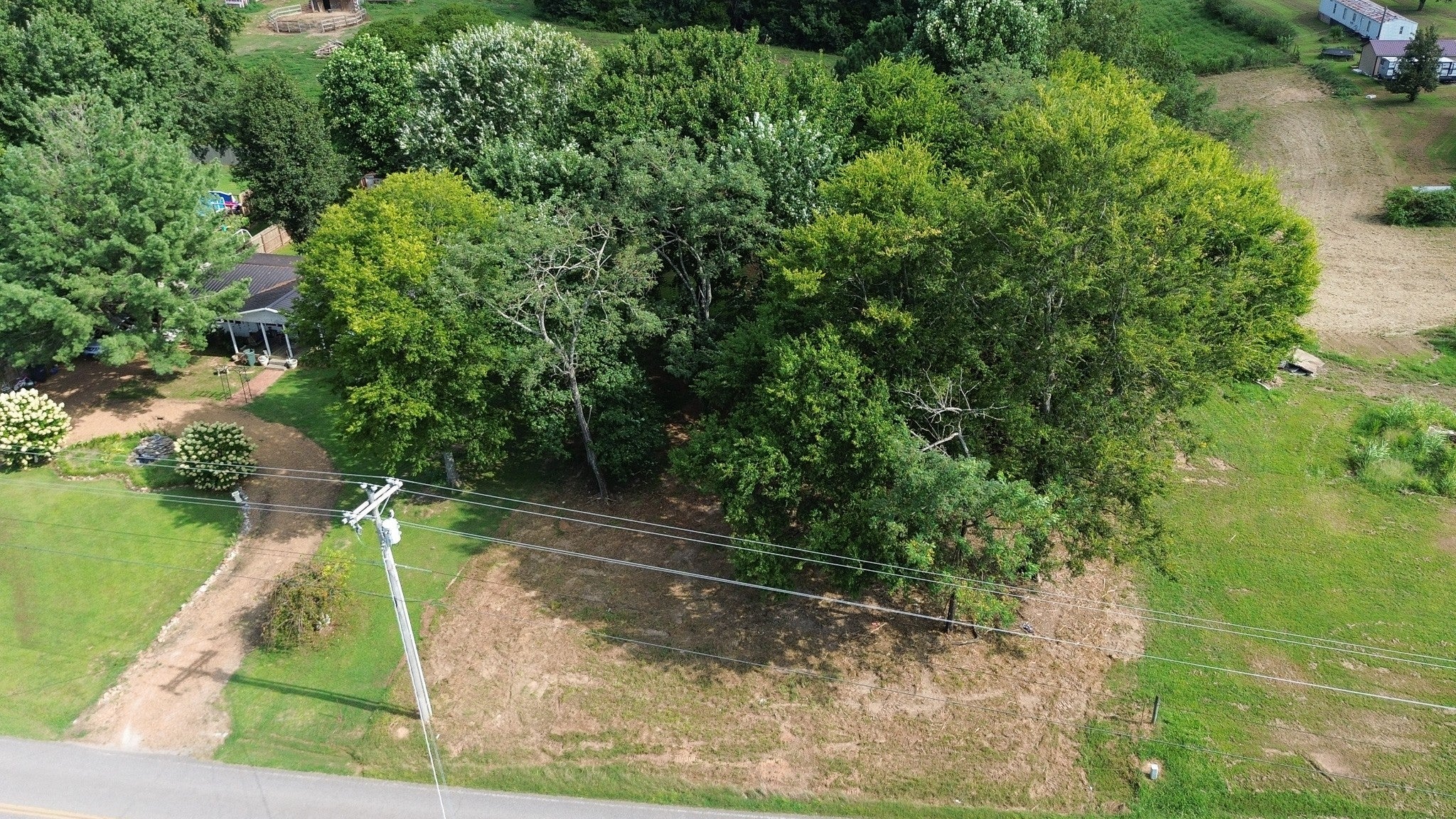 244 Howell Hill Rd