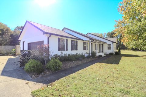 155 Byars Ln Castalian Springs TN 37031
