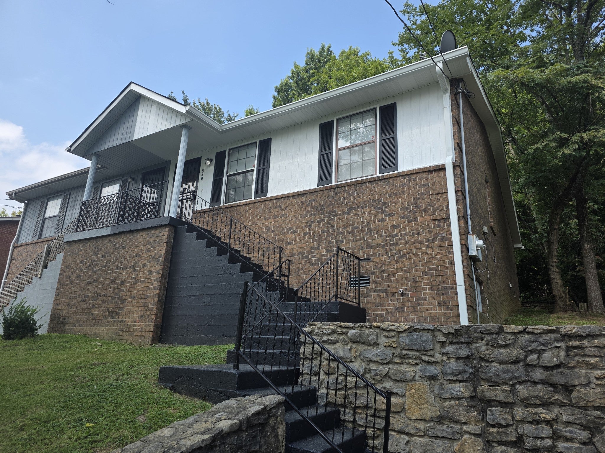 3.0-bed rental at 530 Phipps Dr