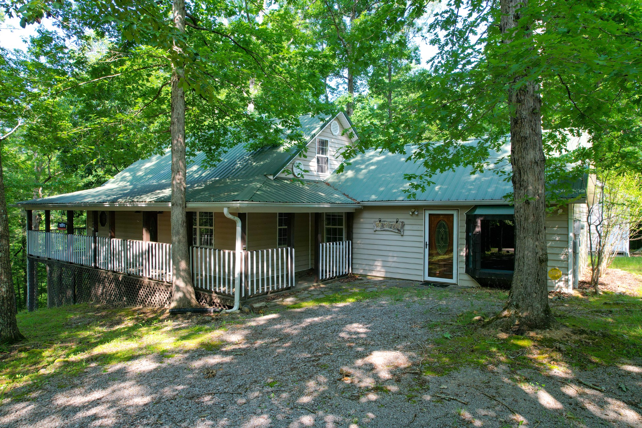 1678 Four Seasons Dr