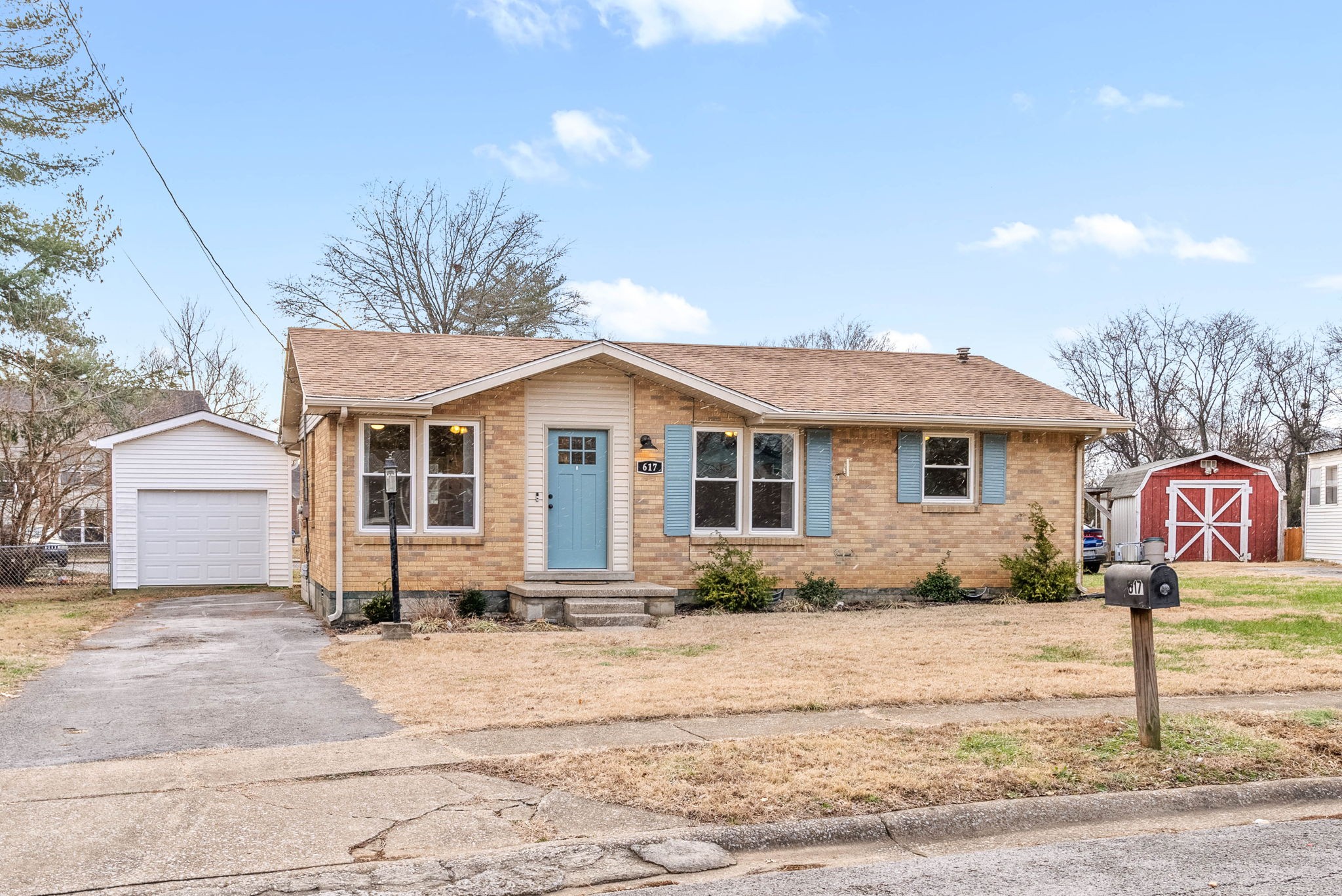 Hopkinsville, Kentucky 42240, United States, 3 Bedrooms Bedrooms, ,2 BathroomsBathrooms,Residential,Active,19909