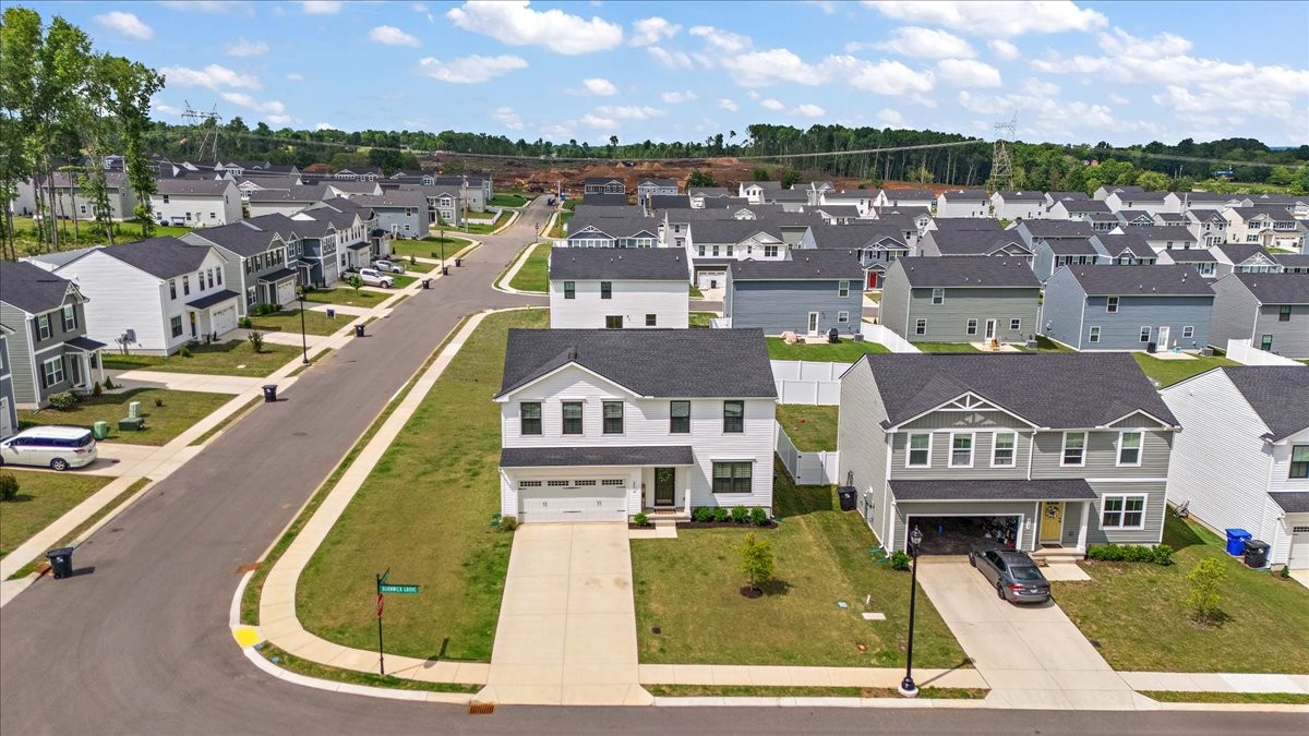 2331 Burnwick Grv