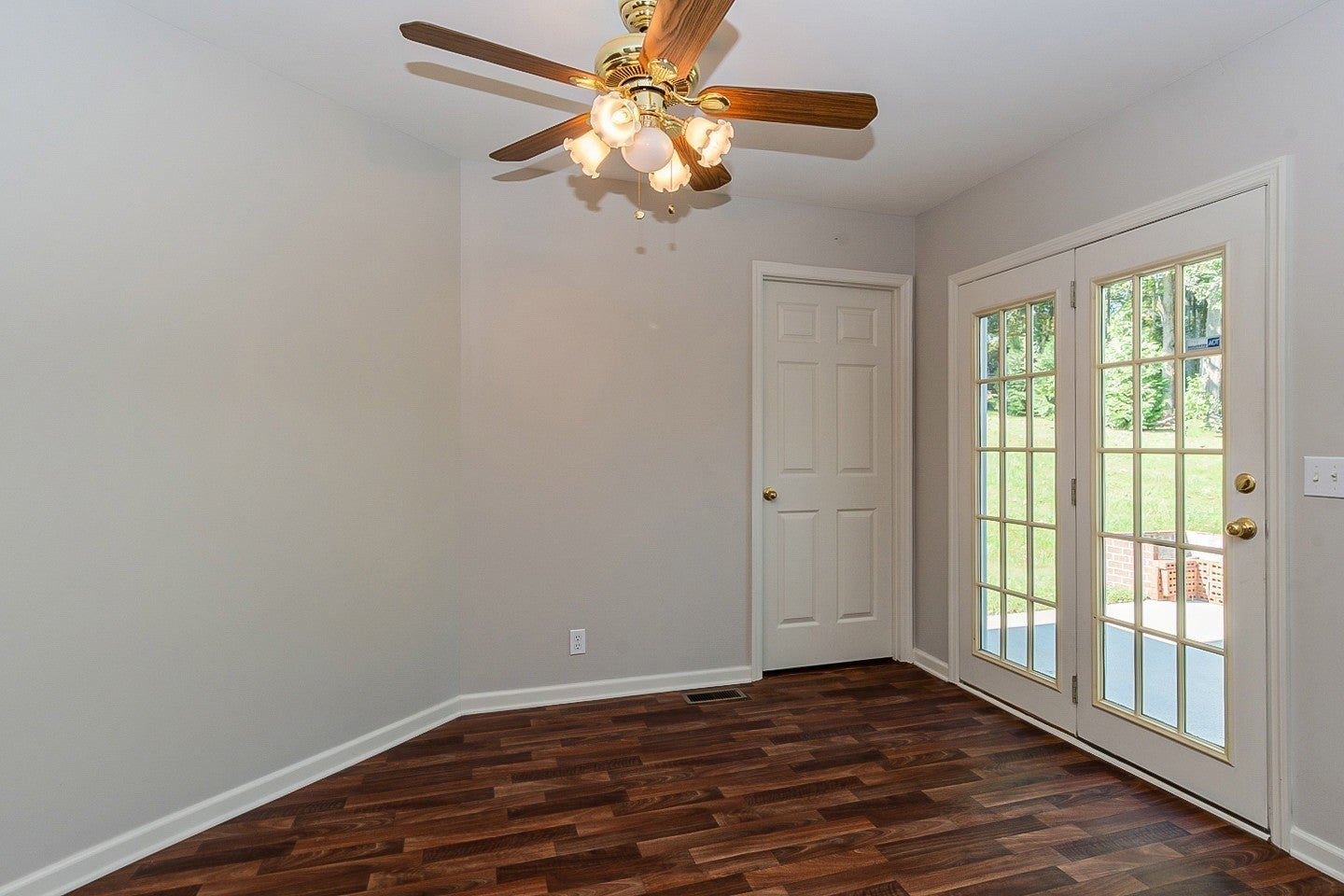 101 Donovan Ct