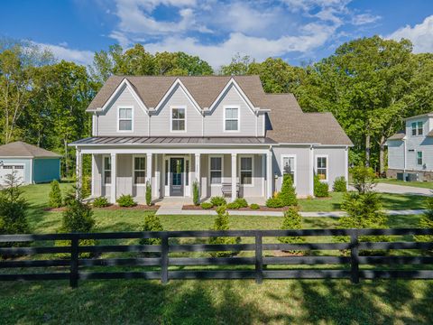 7207 Lake Rd Fairview TN 37062