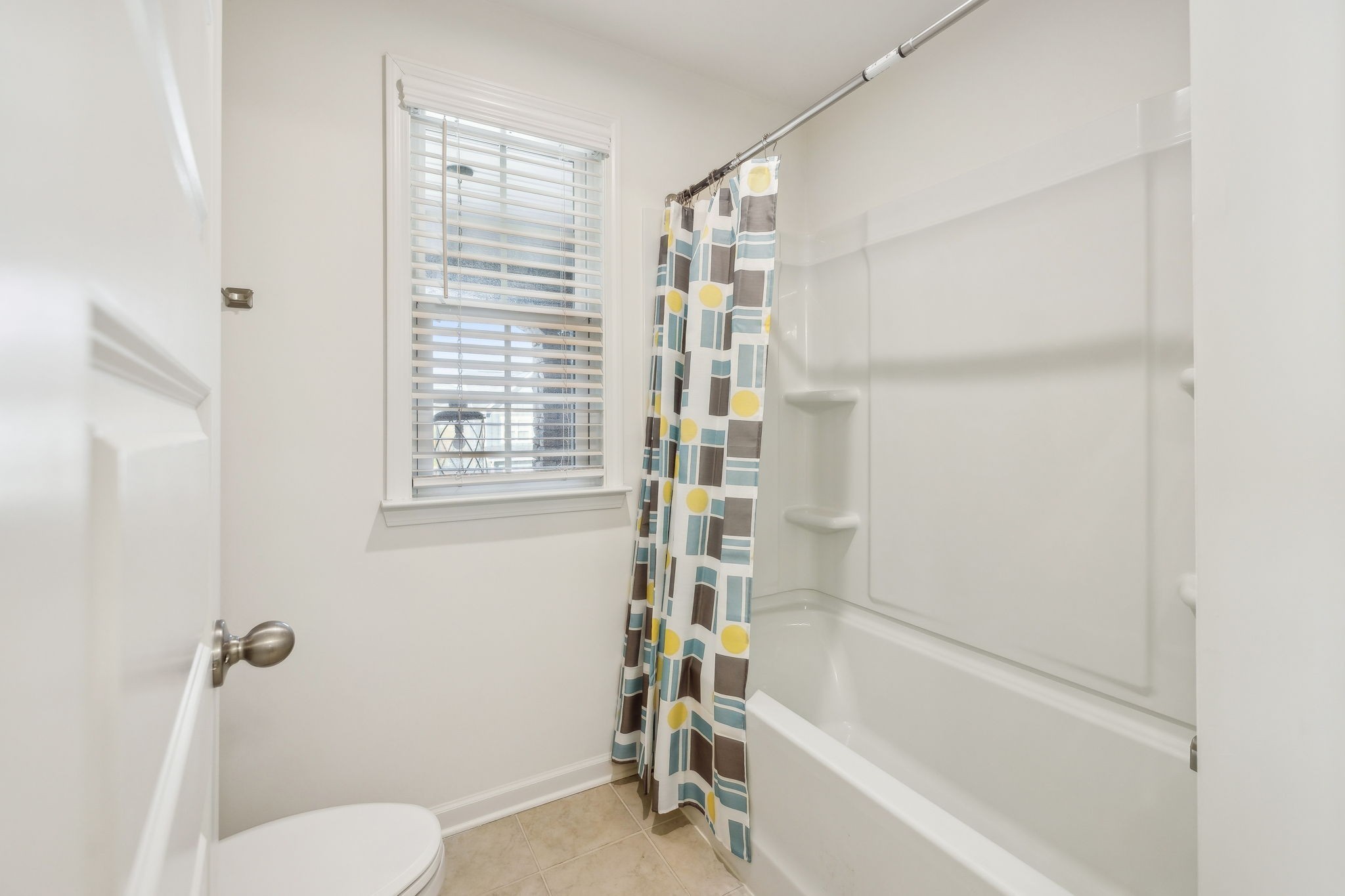 Mount Juliet, Tennessee 37122, United States, 4 Bedrooms Bedrooms, ,4 BathroomsBathrooms,Residential,Active,214511