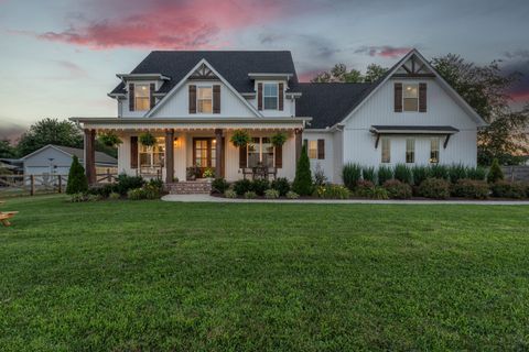 5228 Cross Plains Rd White House TN 37188